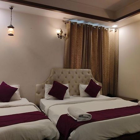 Hotel Agra Grande By Goyal Hoteliers Eksteriør billede