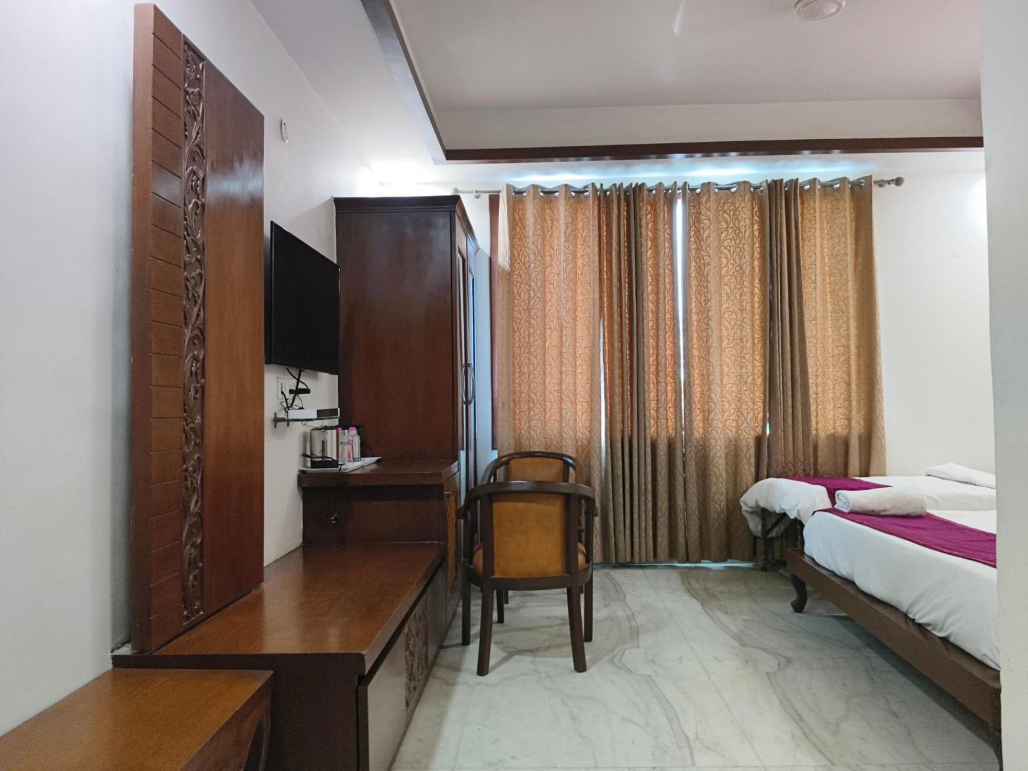 Hotel Agra Grande By Goyal Hoteliers Eksteriør billede